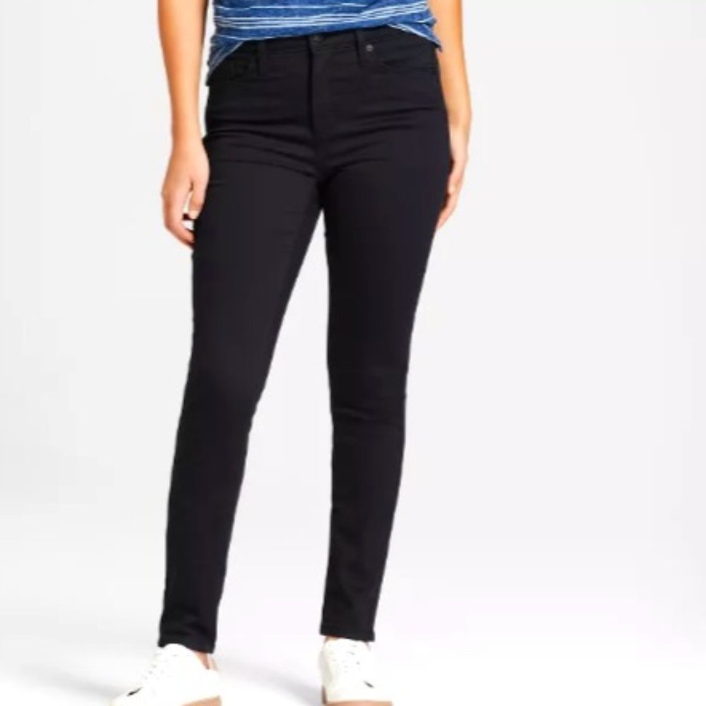 Universal Thread Co.  Black Jeans Size 16